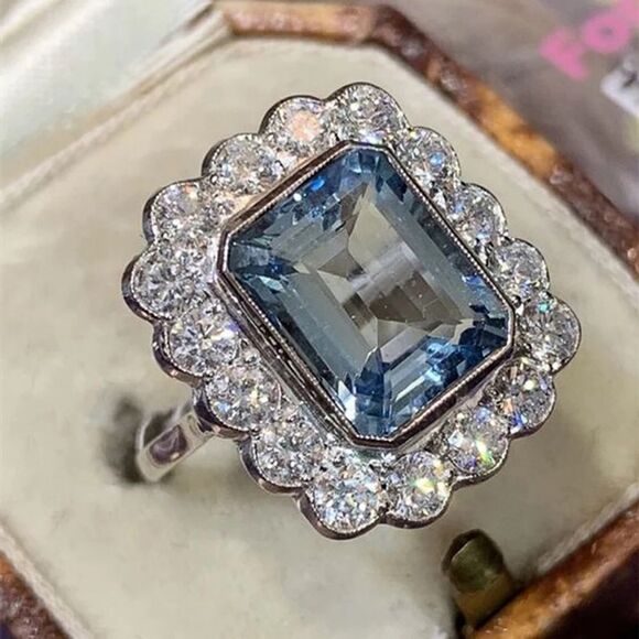 💎A092💎 GORGEOUS STERLING SILVER VINTAGE CZ AQUA BLUE DIAMOND RING - Picture 2 of 9